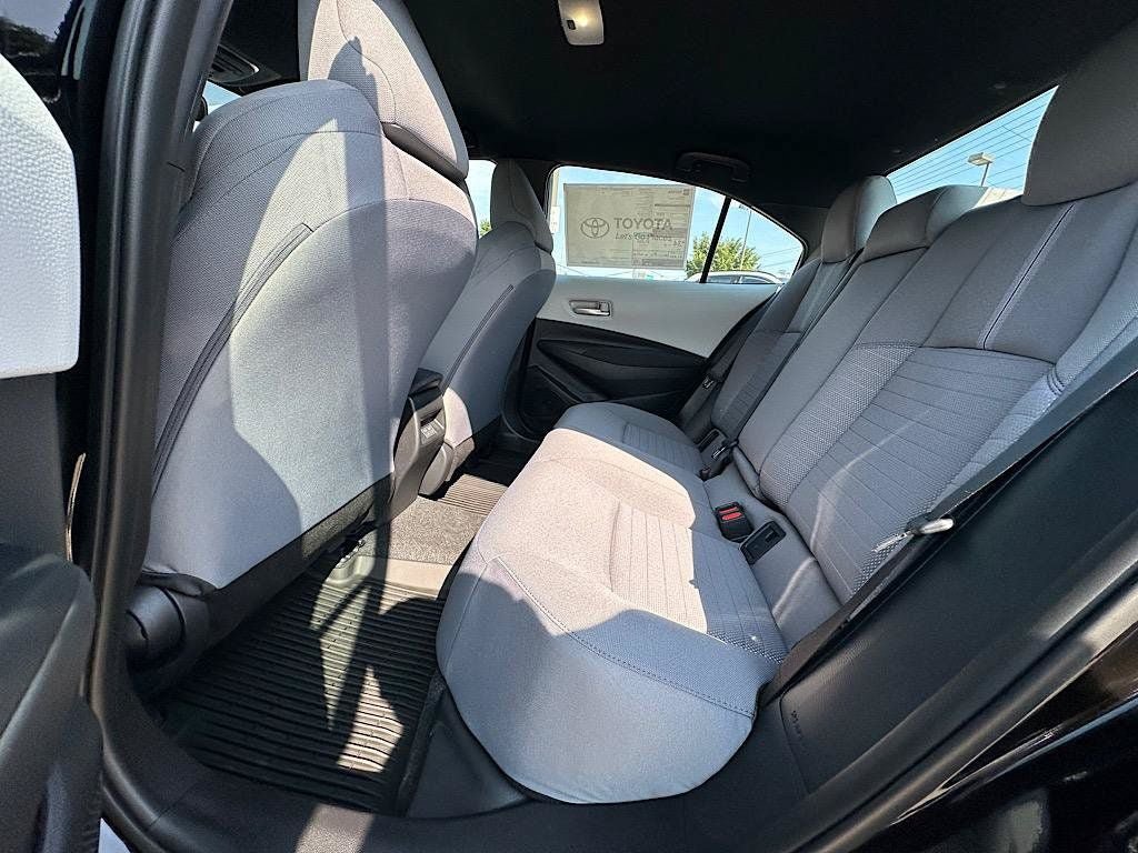 New 2026 Toyota Corolla SE FWD image 10