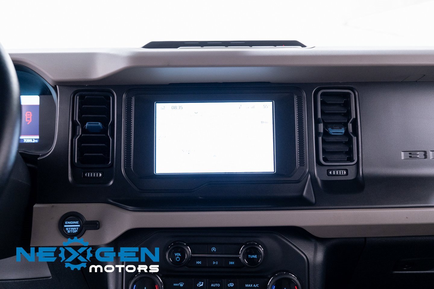 Used 2022 Ford Bronco Wildtrak image 12