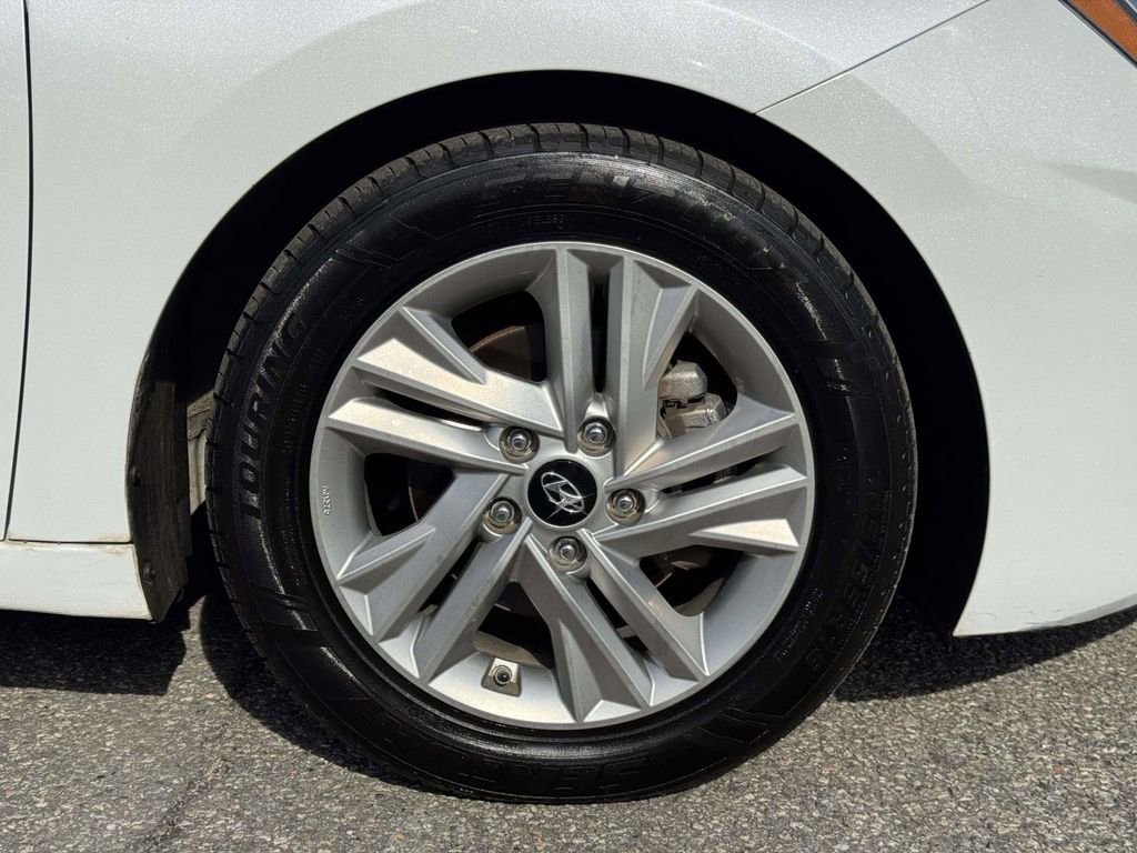 Used 2020 Hyundai Elantra SEL w/ Cargo Package (C1) image 27