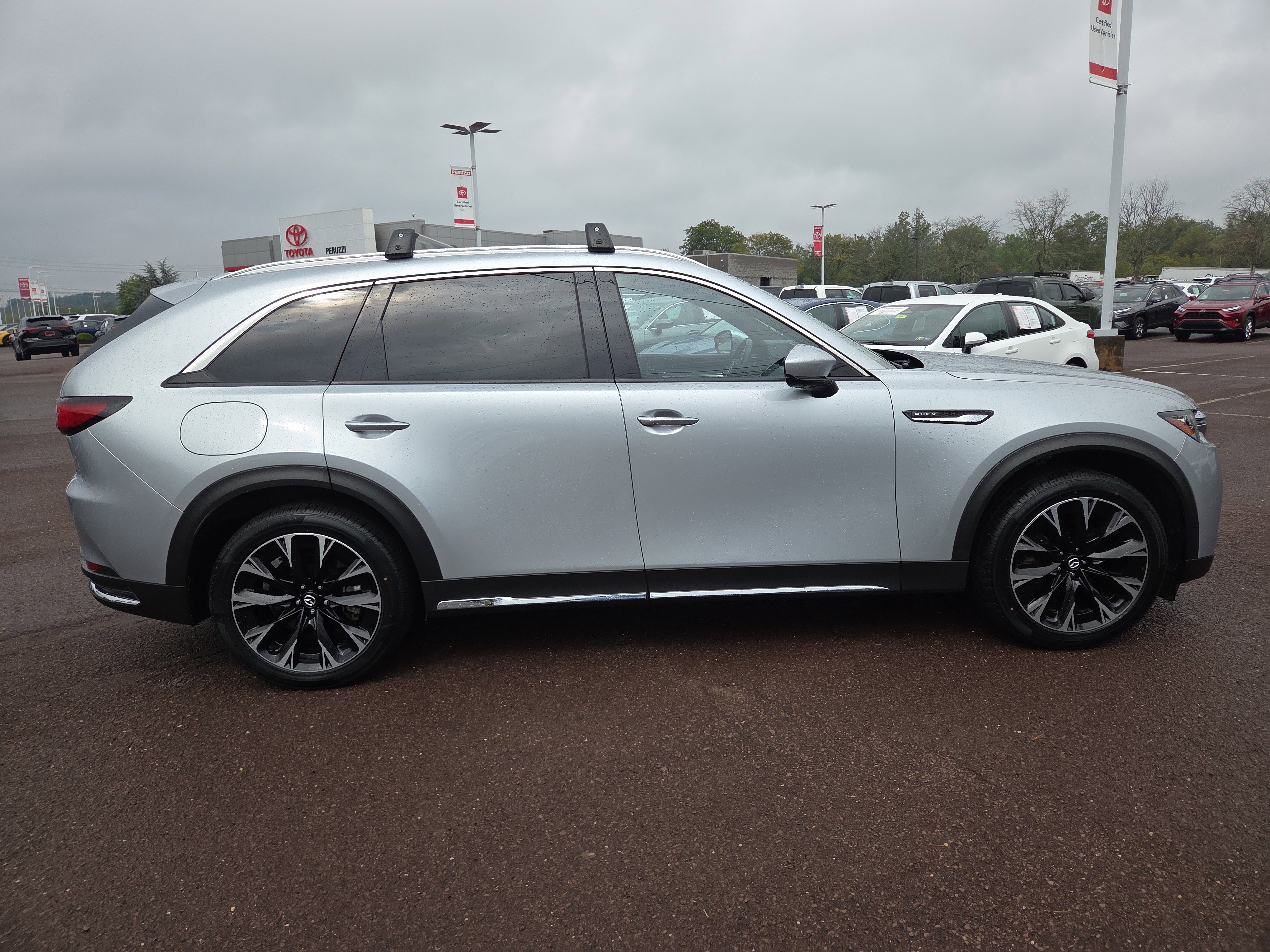 Used 2024 MAZDA CX-90 Plug-In Hybrid w/ Premium Plus image 2
