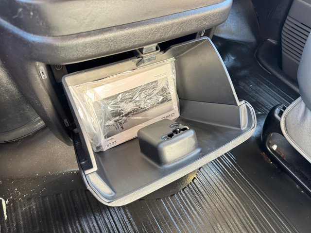 Used 2014 GMC Savana 2500 RWD image 31