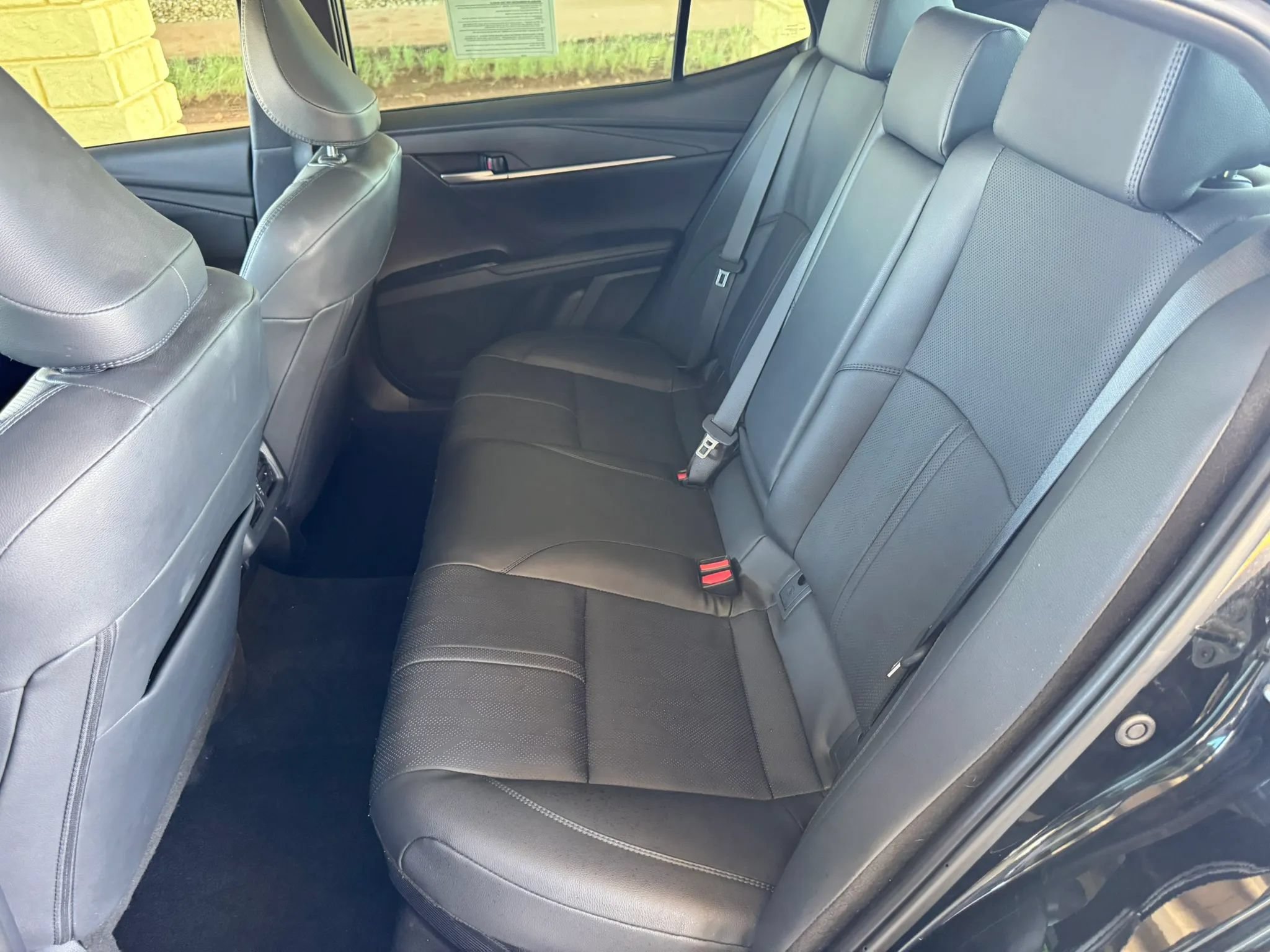 Used 2025 Toyota Camry XSE FWD image 19