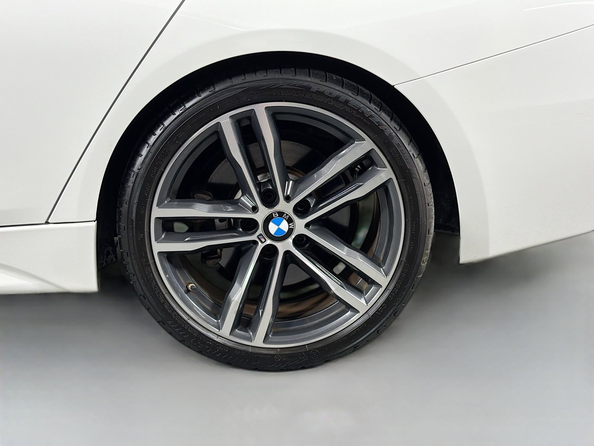 Used 2018 BMW 340i Sedan w/ Premium Package image 31