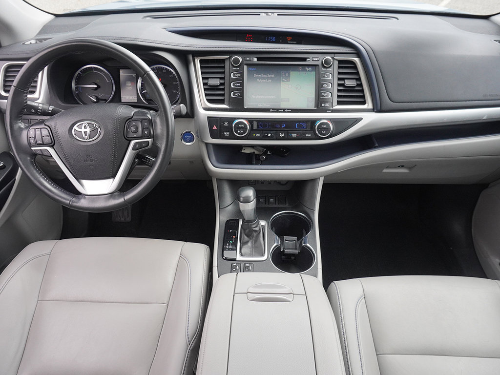 Used 2019 Toyota Highlander XLE AWD/4WD image 54