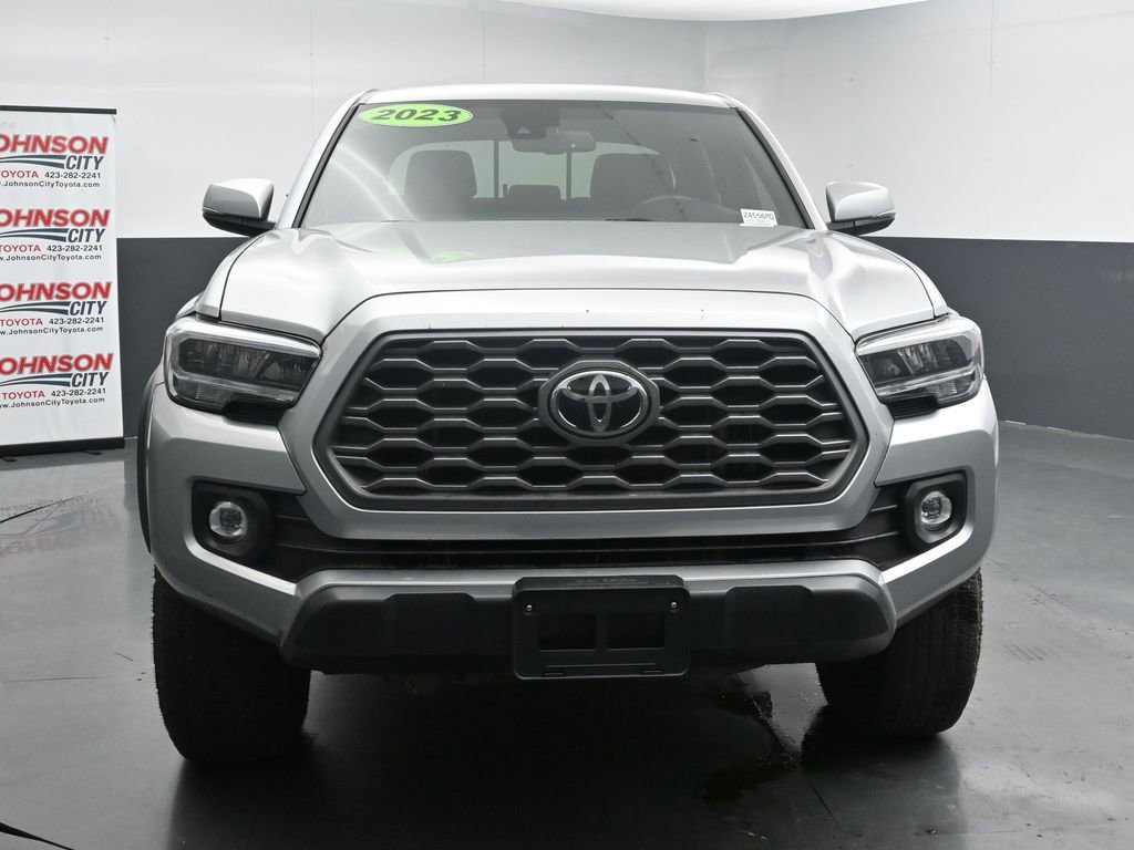 Used 2023 Toyota Tacoma TRD Off-Road image 3