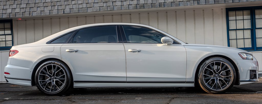 Used 2020 Audi A8 L 4.0T w/ Executive Package image 6