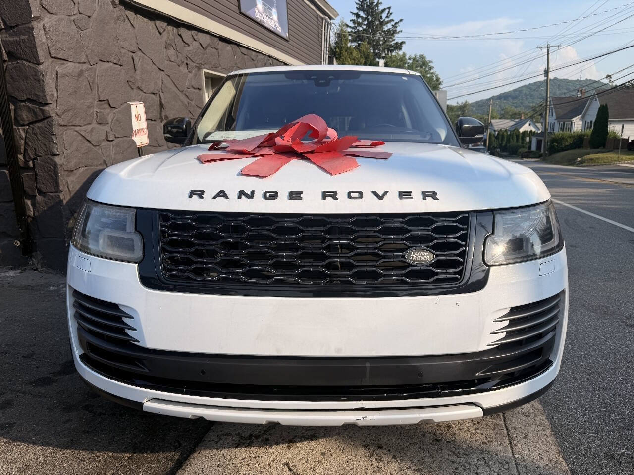Used 2018 Land Rover Range Rover Long Wheelbase Supercharged AWD/4WD image 3