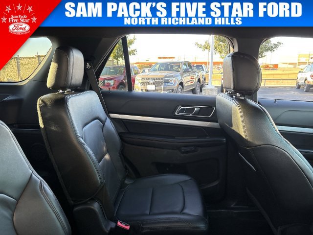 Used 2016 Ford Explorer XLT w/ Equipment Group 202A FWD image 16