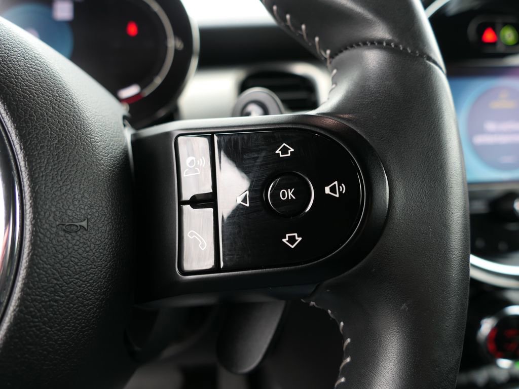 Used 2023 MINI Cooper S image 13