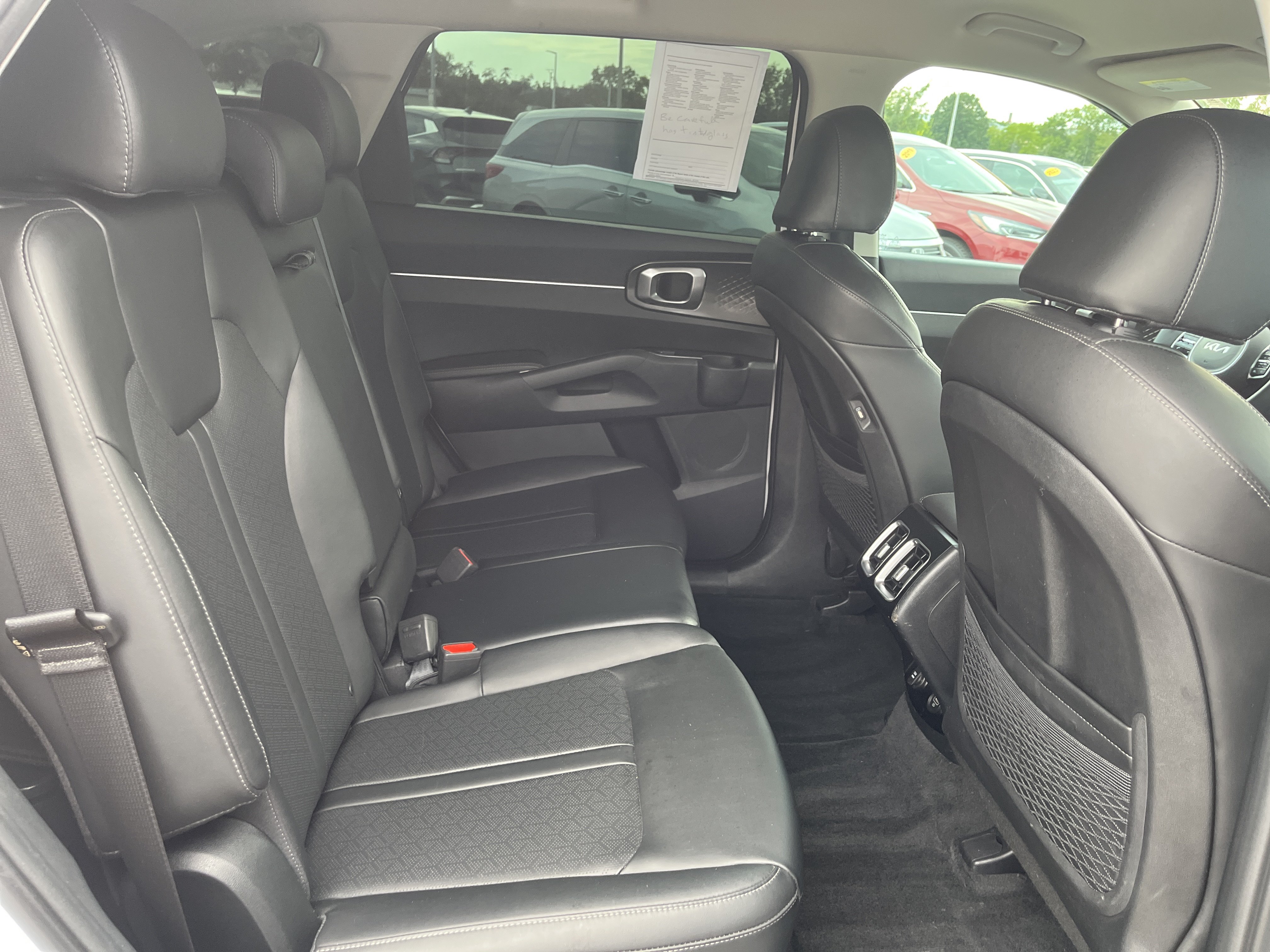 Used 2023 Kia Sorento S FWD image 16