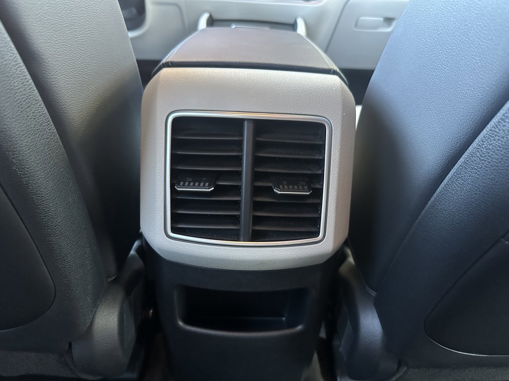 Used 2025 Kia Sportage EX image 36