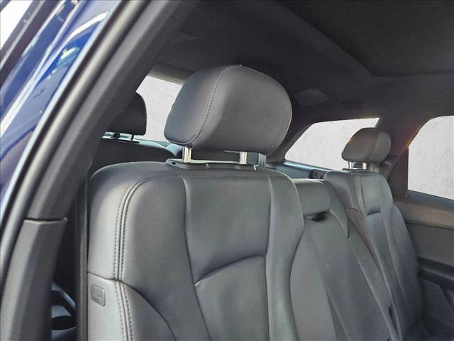 Used 2022 Audi Q7 Premium Plus image 18