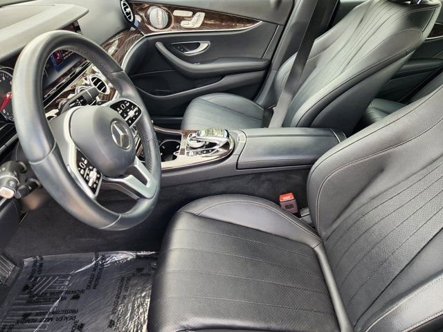 Used 2019 Mercedes-Benz E 450 4MATIC Sedan image 3