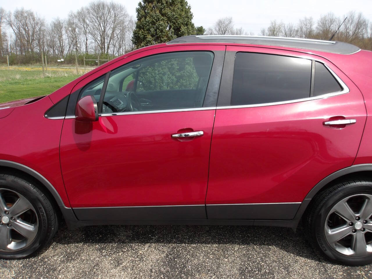 Used 2013 Buick Encore Convenience FWD image 30