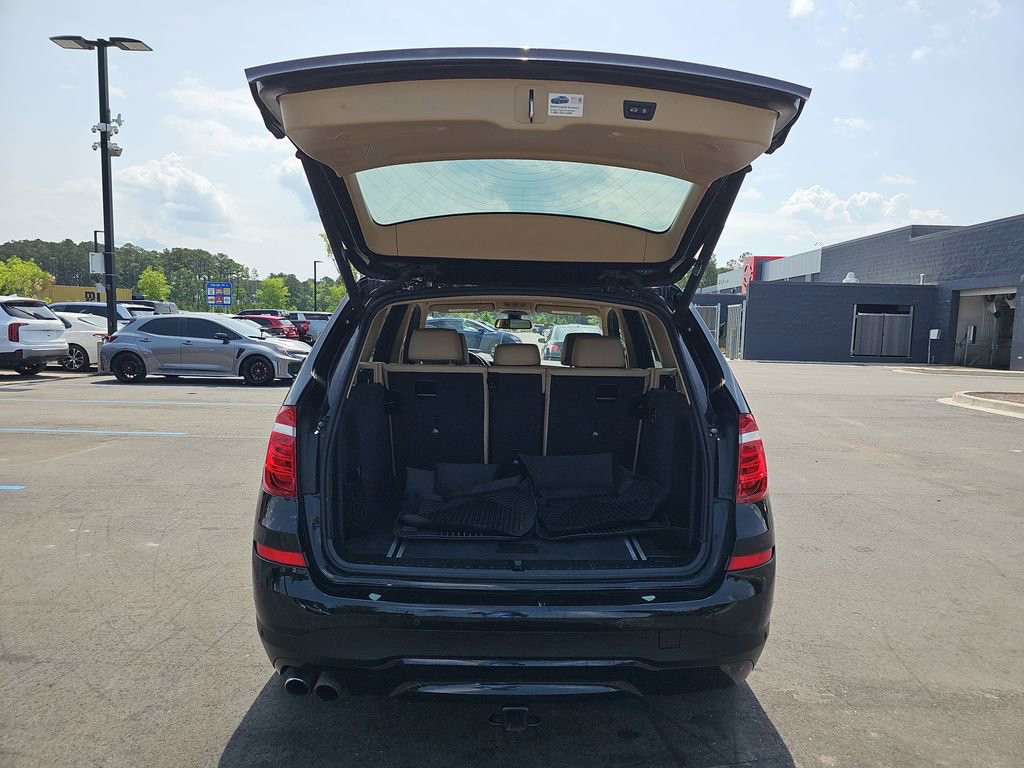 Used 2017 BMW X3 xDrive28i AWD/4WD image 17