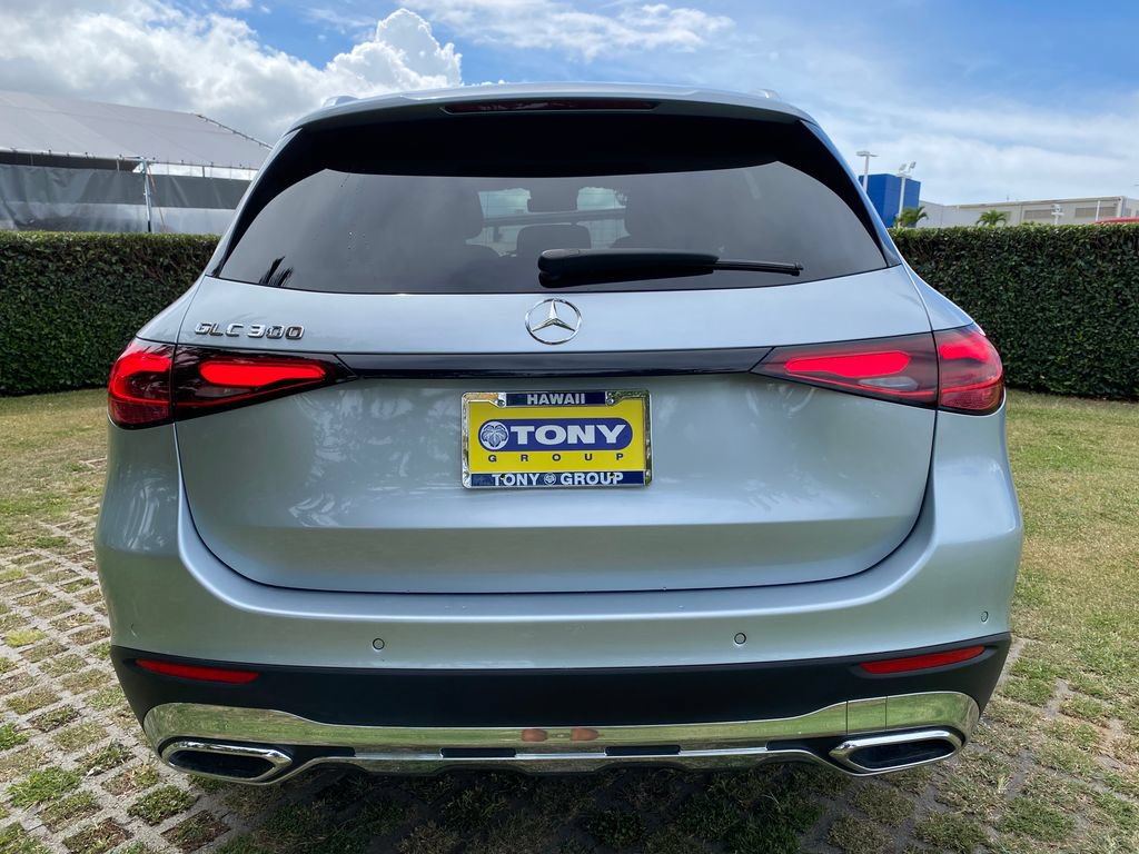 Used 2025 Mercedes-Benz GLC 300 image 6