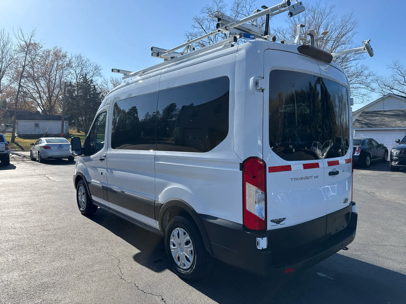 Used 2019 Ford Transit 150 XLT image 5