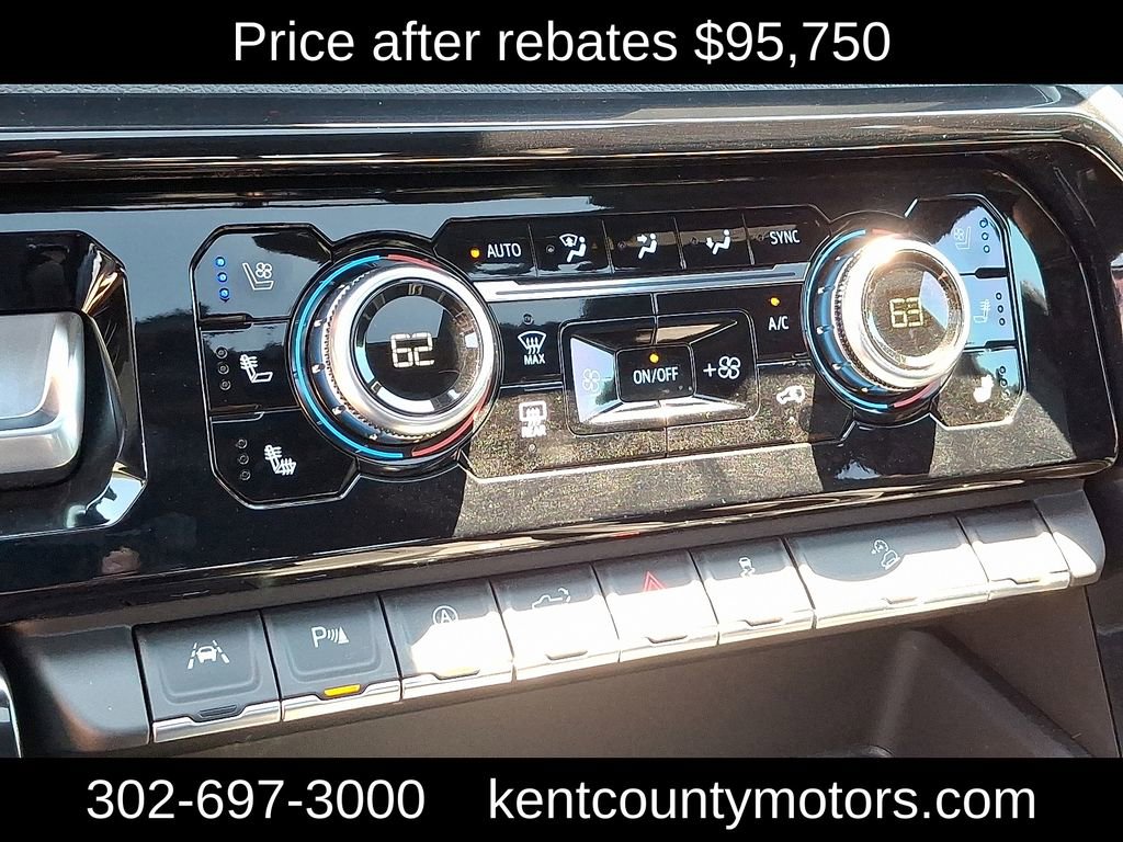 New 2025 GMC Sierra 1500 AT4 w/ Technology Package image 15