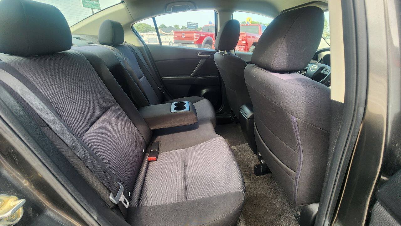 Used 2010 MAZDA MAZDA3 i Touring FWD image 19