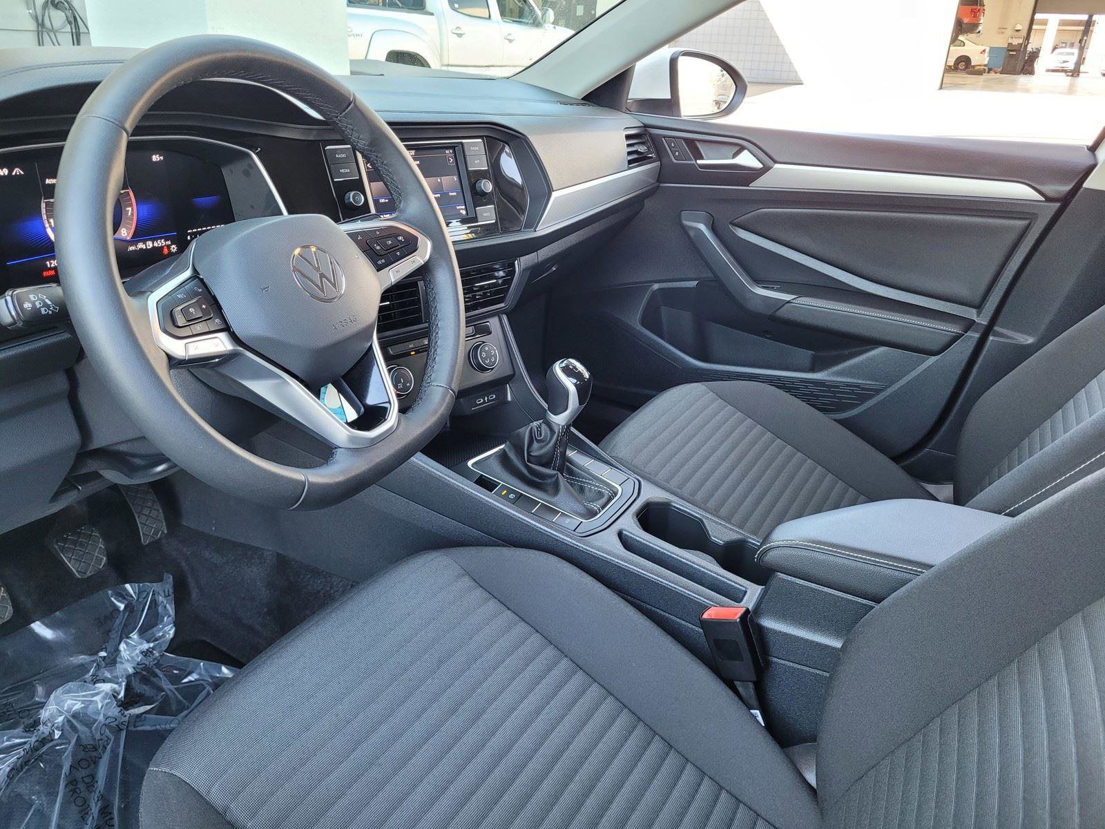 Used 2024 Volkswagen Jetta S image 13