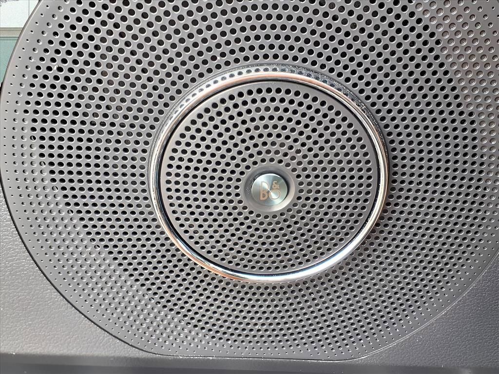 Used 2024 Ford Expedition Limited image 23