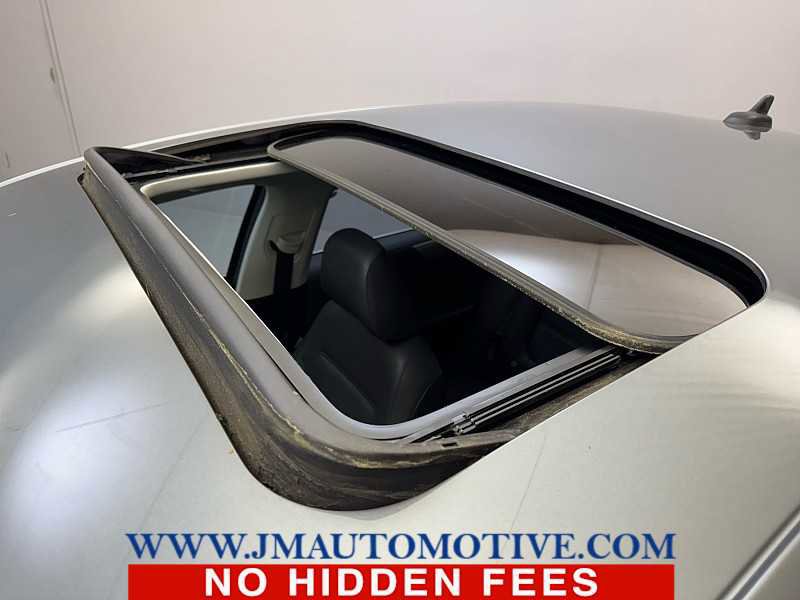 Used 2017 Volkswagen Jetta SE FWD image 11