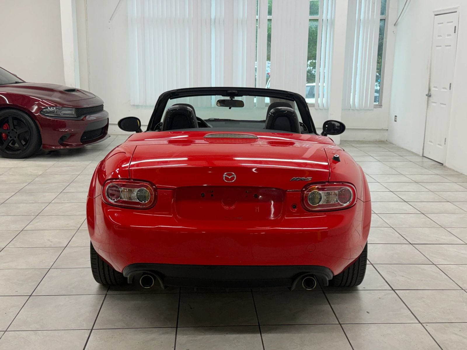 Used 2013 MAZDA MX-5 Miata Club RWD image 8