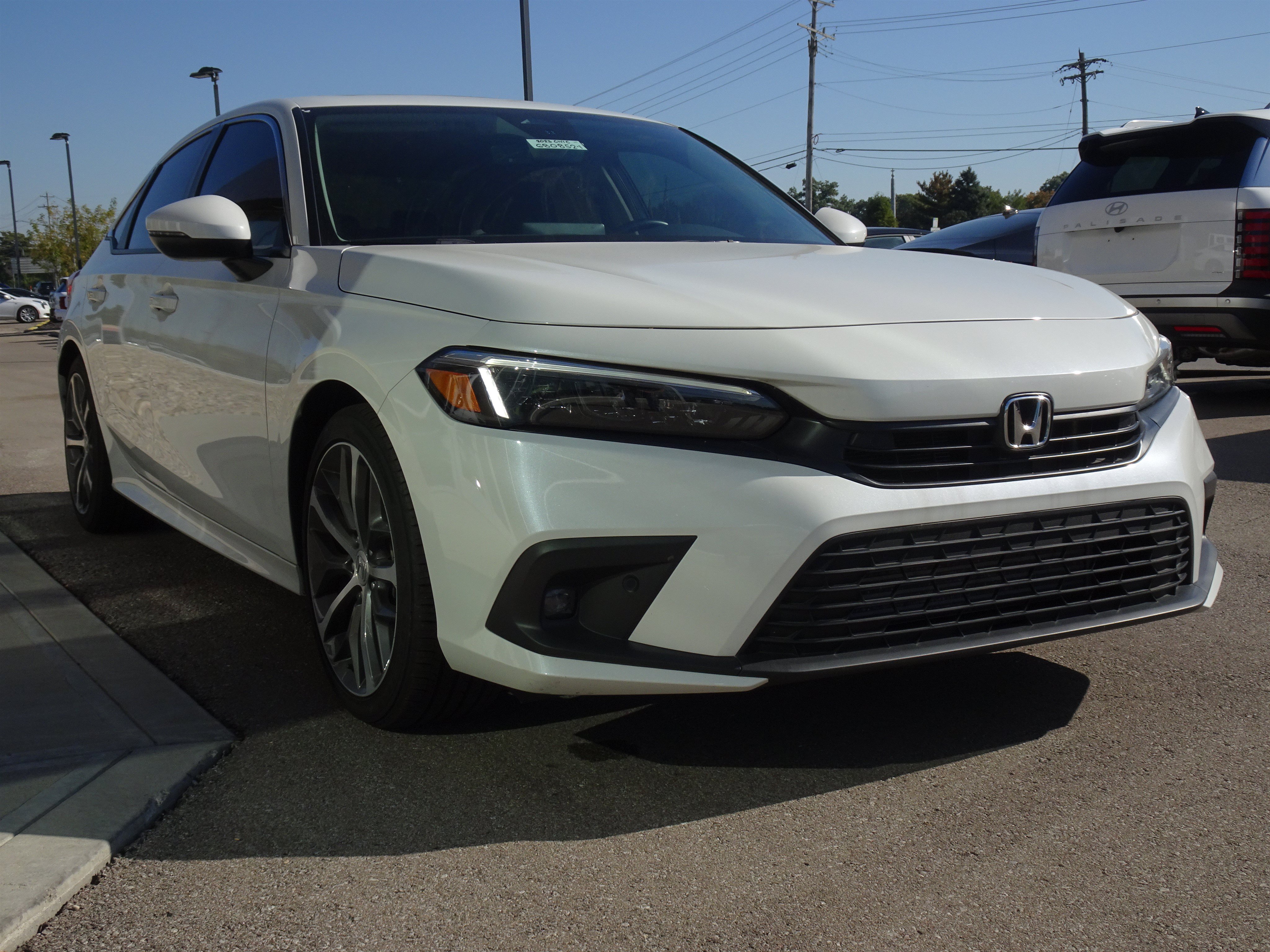 Used 2023 Honda Civic Touring image 6