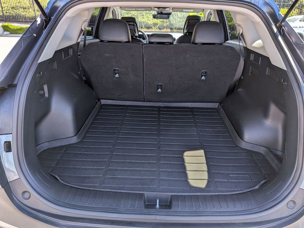 Used 2024 Kia Sportage EX image 28