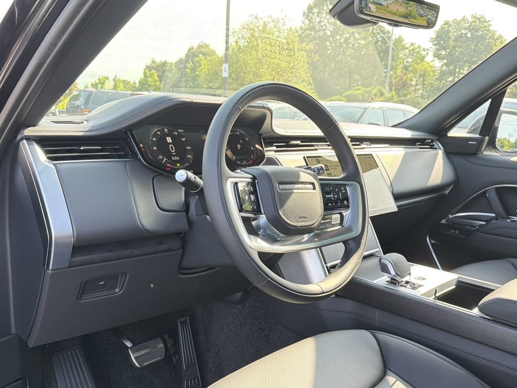 New 2026 Land Rover Range Rover SE AWD/4WD image 10