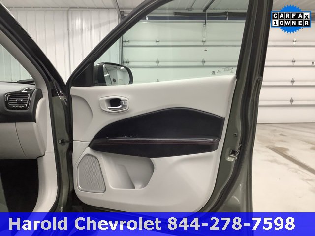 Used 2020 Jeep Compass Limited image 10