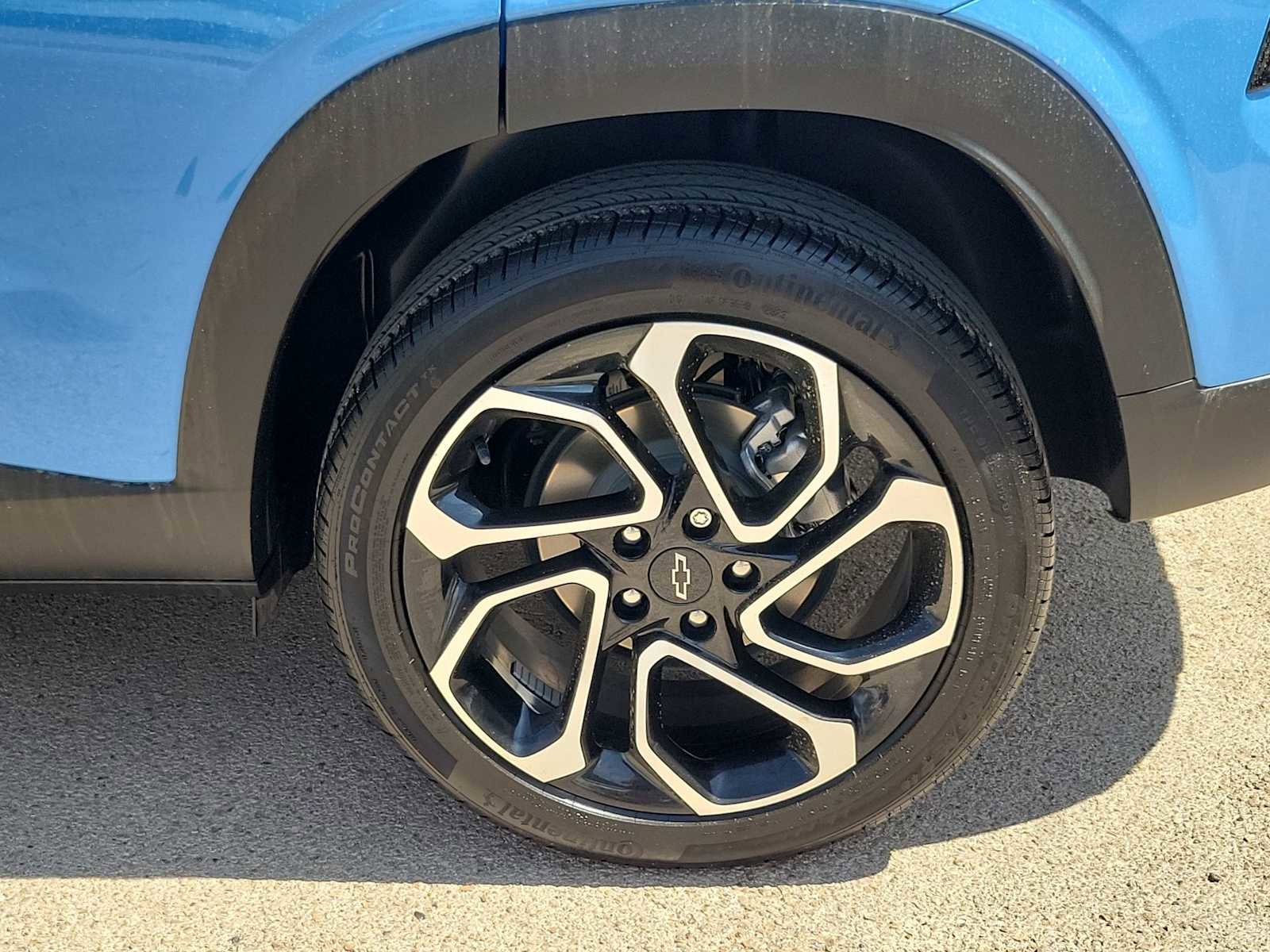 Used 2024 Chevrolet Trax RS w/ Driver Confidence Package image 12