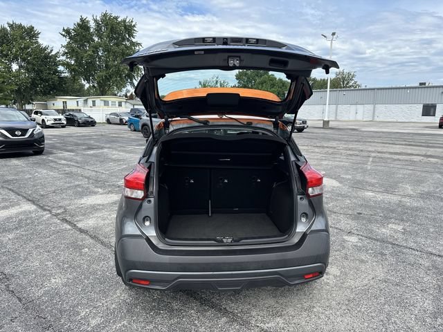 Used 2019 Nissan Kicks SR FWD image 21