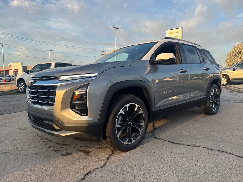 New 2026 Chevrolet Equinox LT w/ Convenience Package II image 2