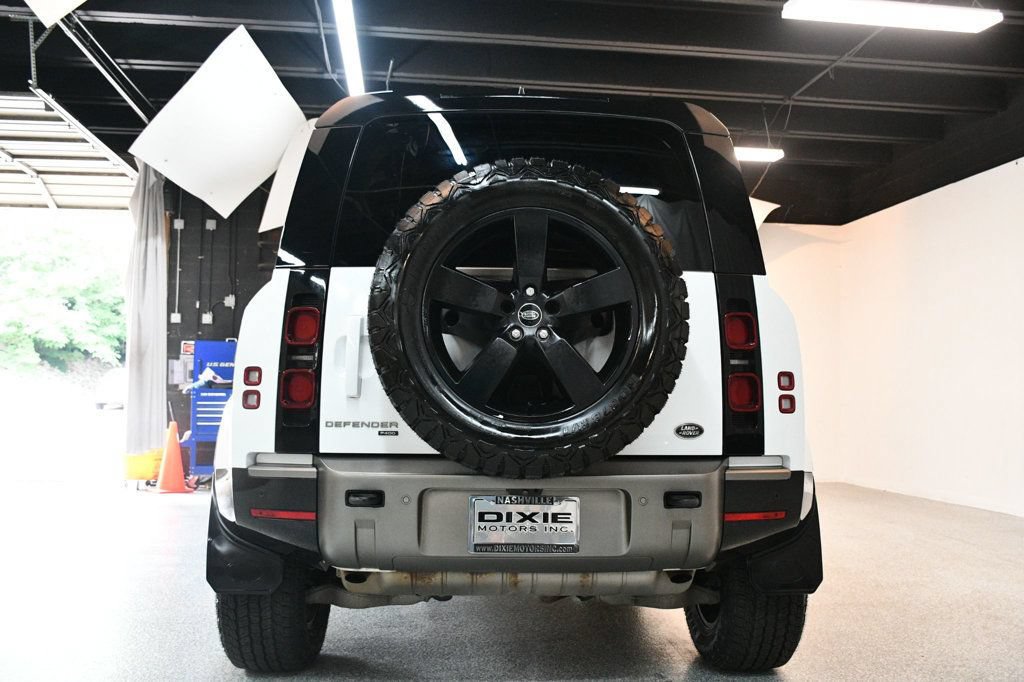 Used 2022 Land Rover Defender 110 X-Dynamic SE AWD/4WD image 16