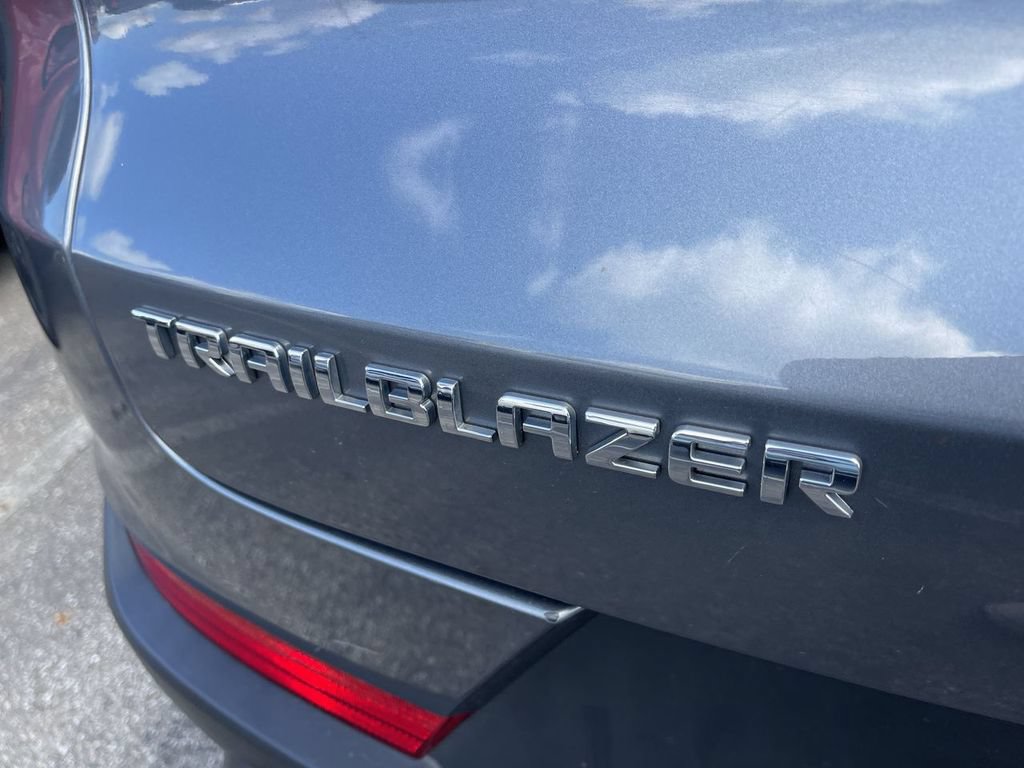 Used 2021 Chevrolet TrailBlazer LS FWD image 6