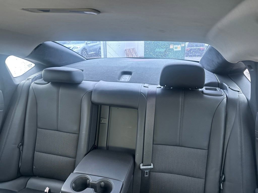 Used 2016 Chevrolet Impala LT w/ Convenience Package image 18