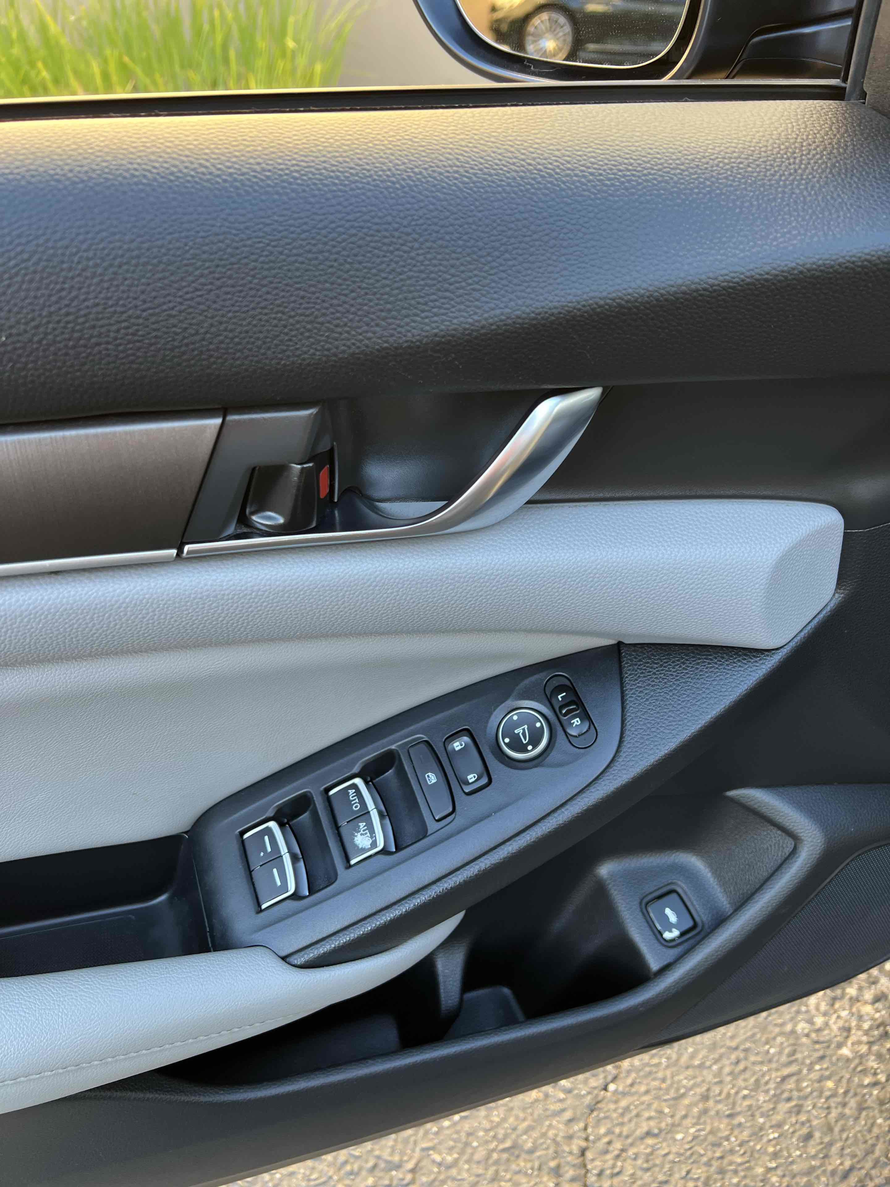 Used 2019 Honda Accord Hybrid image 63