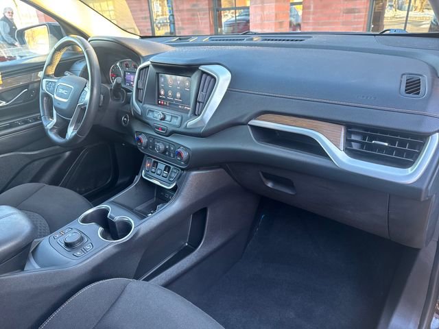 Used 2020 GMC Terrain SLE w/ Driver Convenience Package image 19