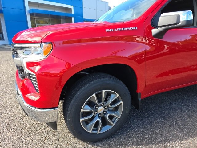 New 2026 Chevrolet Silverado 1500 LT image 15