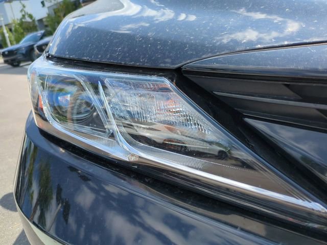 Used 2022 Toyota Camry LE w/ Convenience Package FWD image 9