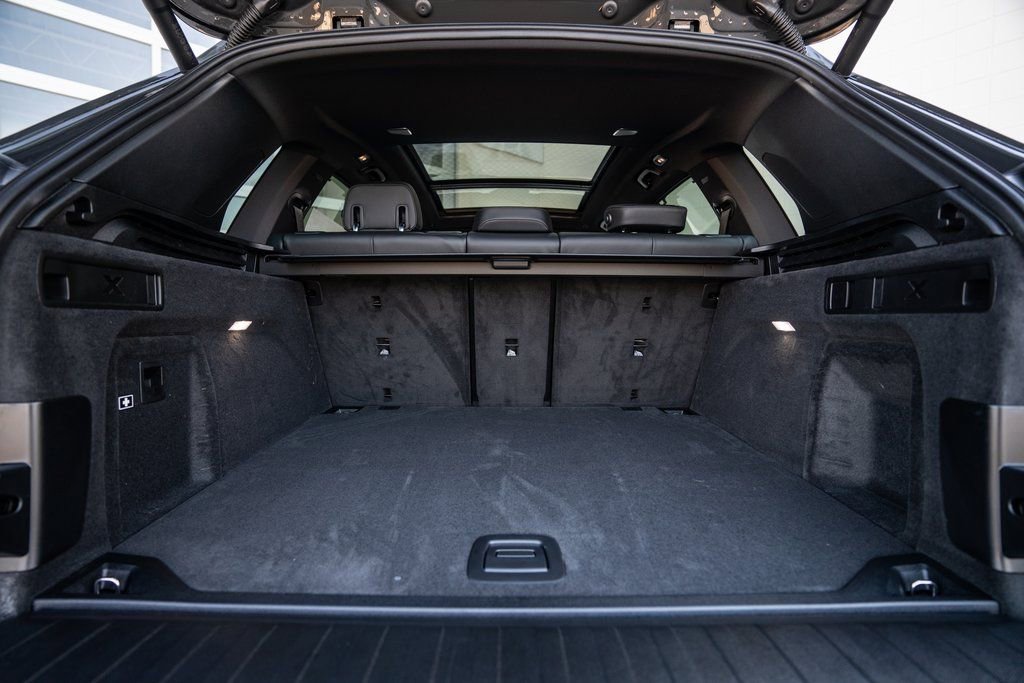 New 2026 BMW X5 M60i image 43