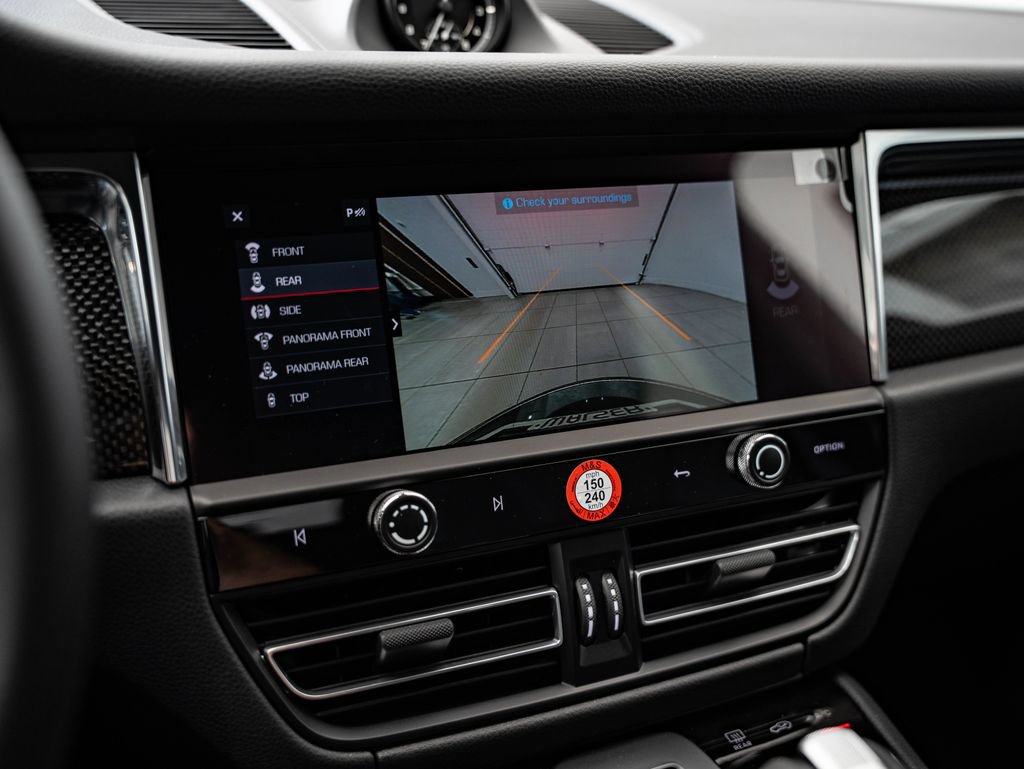 New 2026 Porsche Macan AWD/4WD image 33