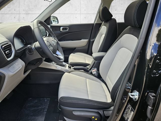 New 2026 Hyundai Venue SEL FWD image 6
