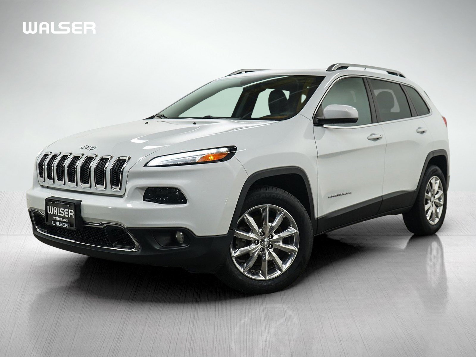 Used 2015 Jeep Cherokee Limited w/ Luxury Group AWD/4WD image 1