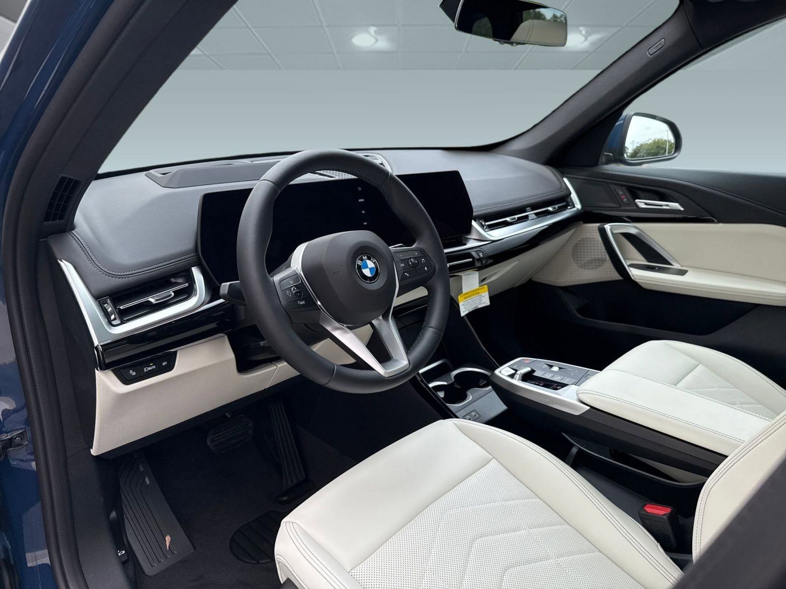 Used 2026 BMW X1 xDrive28i image 4