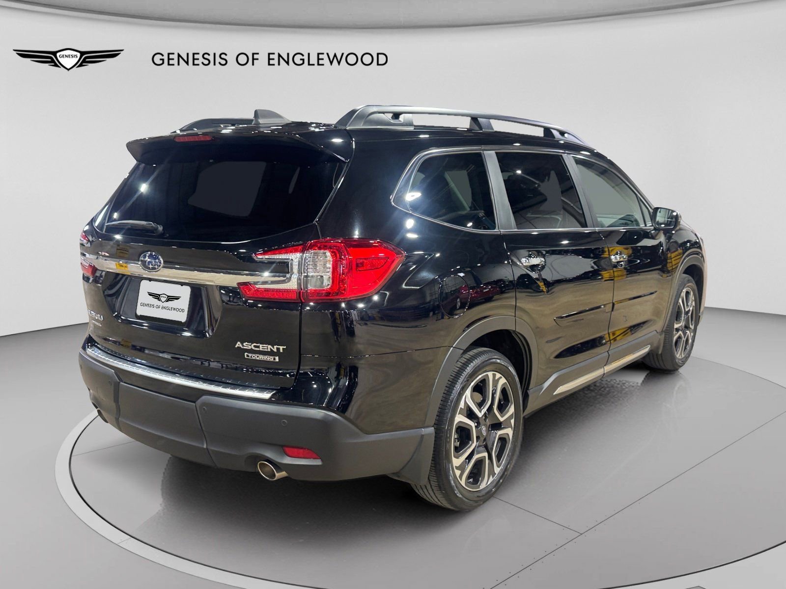 Used 2023 Subaru Ascent Touring AWD/4WD image 6