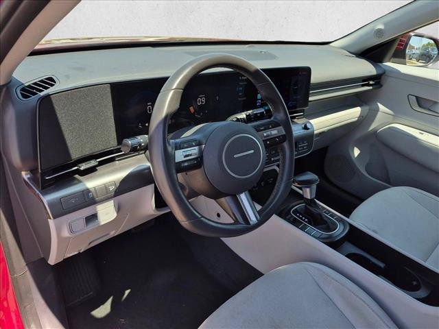 Used 2025 Hyundai Kona SEL FWD image 10