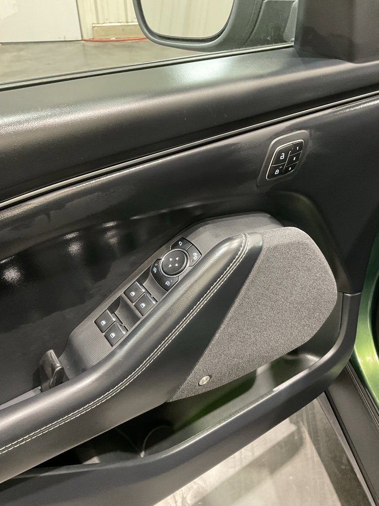 Used 2025 Ford Mustang Mach-E Premium image 7