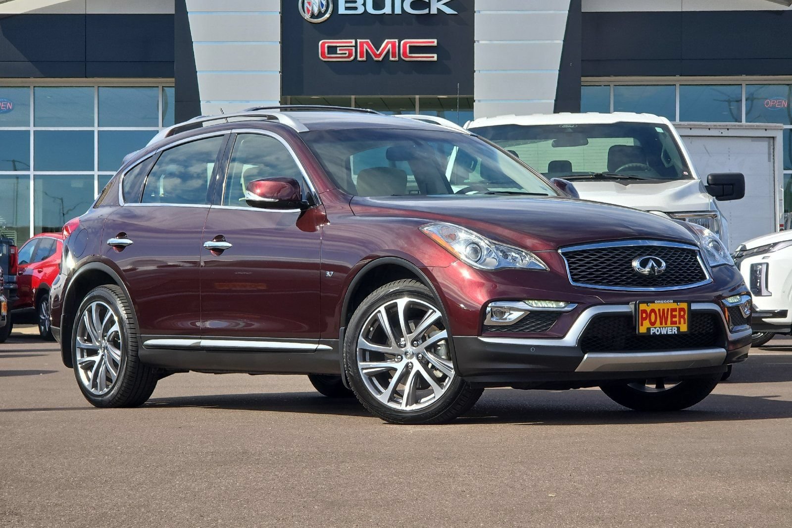 Used 2017 INFINITI QX50 AWD w/ Premium Plus Package image 2